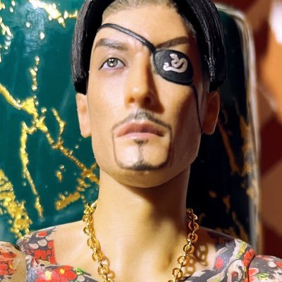 Majima’s fellow mad dog | Yamai kinnie || They/ them ||35 🔞 ||RGG|| Cosplay, fics, photography || Mini Hawaiian shirts 👕🌺🪡 ||AsmusMajiAlerts 🚨|| 🇺🇦🍉☮️