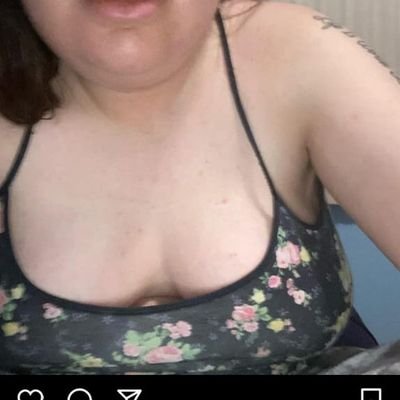 becca89934496's profile picture. Content creator 18+ contact 😘😘        you want it. I have it. You pay it✌️solo model💪