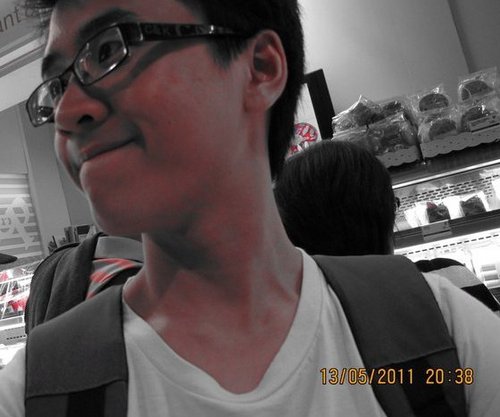 Hi, I'm Yoot Tang. Tweet about trading futures and futures trading! XD or follow my main profile @iyoottang