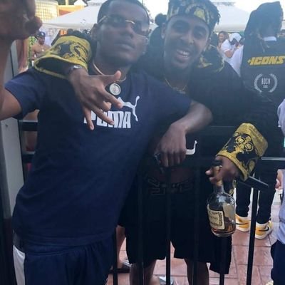 business over pleasure 💛👺🥷 Long Live My Dogs.. #LLVONJ 🦅 #LLDEXOSAMA 🦅 #LLBIGCUBA 🦅 #LLYBIUNCLEDANNY 🦅
