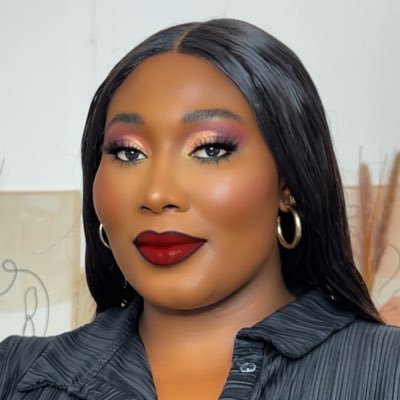 Old account @ladychin_r Content Creator, Make-up artist| Beauty Influencer 📧 Pr | businesses Email:@Ladychinvivian@gmail.com