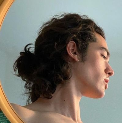 PadfootGryffin's profile picture. // 𝙍𝙋𝙂 𝙁𝙍 //
• 𝐏𝐚𝐝𝐟𝐨𝐨𝐭 🐾
• 𝐌𝐚𝐫𝐚𝐮𝐝𝐞𝐮𝐫 🌈
• 16 𝐚𝐧𝐬 💫