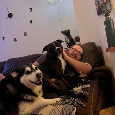 fat, hairy, gay, hermit and gaymer ps5 switch and Xbox (yes all 3 I don’t go out) dog dad to a sbt and a Malamute/Siberian husky cross