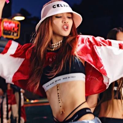 Belle22It's profile picture. NOT A FAN ACCOUNT❎❎❎
BUT MY PERSONAL ACCOUNT♟️♟️♟️

LALISA MANOBAN 0327
SO JUNGHWAN 0218

#BLINK×BLACKPINK
#TEUME×TREASURE