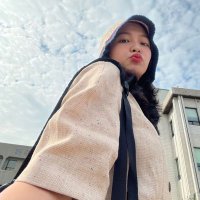 zeline (@stawberys) 's Twitter Profile