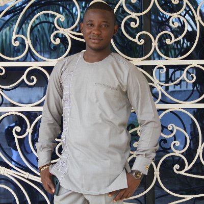 Journaliste Reporter d'images (JRI) , Blogueur et Fact-checker à @RadioNdekeLuka. Correspondant @France24