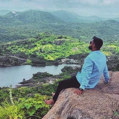 im8hiren's profile picture. धर्मो रक्षति रक्षितः💪Patriot 👽 Gamer 🎮 Engineer 🖥️ Old Soul☎️💾 Helping🤝 Observer 👁️ કાઠીયાવાડી🇮🇳🧔
🌍From : 21.041107°, 71.448824°