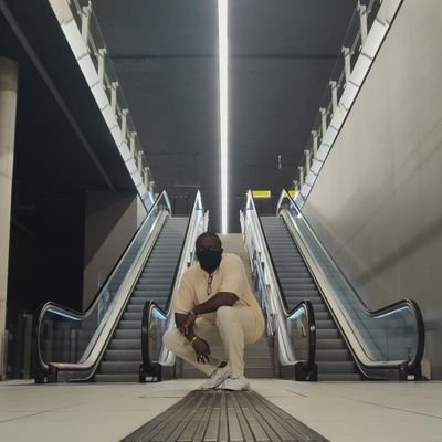 brand_air's profile picture. “because you think you’re an adult now”