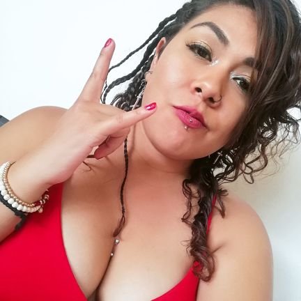 ka_janet's profile picture. lo prohibido se vuelve téntador..! 🖤🔥