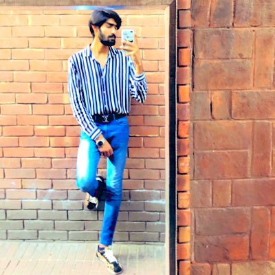 WaleedGhafoor14's profile picture. Your intelligence is my common sense...