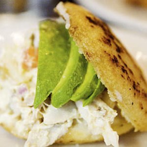 Nuestra pasión son las arepas y a eso nos dedicamos, a difundir por el mundo ricas recetas de arepas, tanto tradicionales como innovanoras en nuestra web