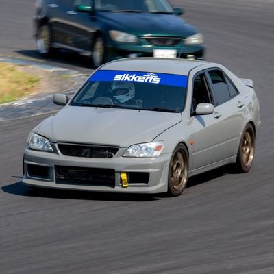 アルテッツァとタンドラとエイプ50×2に囲まれてアホしながら暮らしてます