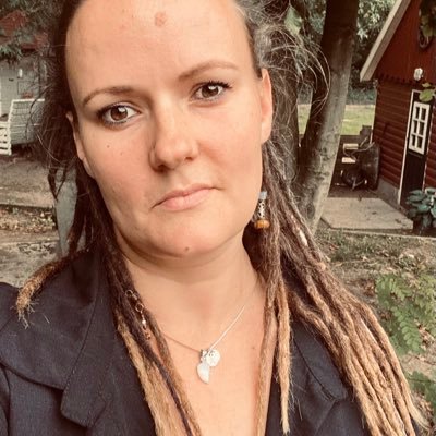 JojannekeNagels's profile picture. Jongensmoeder l docent l ondernemer l boots over heels l country life