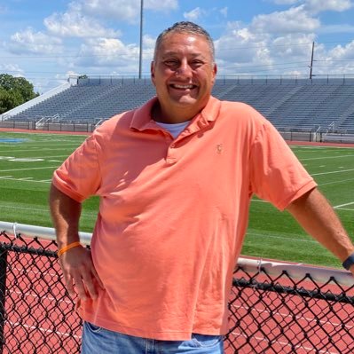 Student/Athlete Scout, father of 3 boys, former DIII O-line, football coach, Army Dad, coachax_scout@outlook.com 918-640-2630 https://t.co/itUlPSZUSL