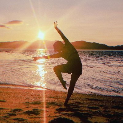 abitarogfrancia's profile picture. Re-aligning. Re-starting. Re-building.
Step by step, day by day. Everything in His time.