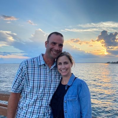 lynseyfraz's profile picture. 