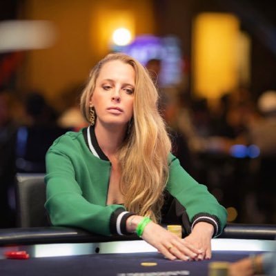 Here for the poker lolz ♠️ Doctor of Nurse Anesthesia loading ‘26 👩🏼⚕️