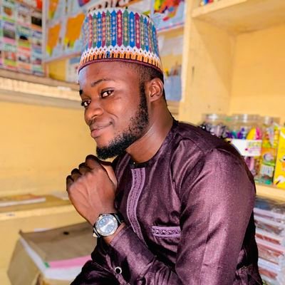OyeniyiBusari's profile picture. Accounting |Finance|FUOYE Alumni💫. 
Muslim || Hustler || Chelsea  💙