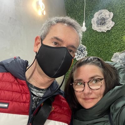 elmaviba's profile picture. Soy sensible, no débil, buena, no tonta y tengo un valor, no un precio       V💚X = SENTIDO COMÚN.