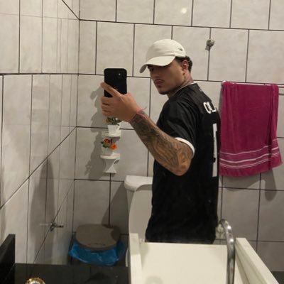@Flamengo So Deus pode me julga🙏🏻 casado.