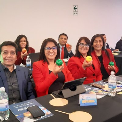 Docente feliz, casada con Carlos Alarcon Sánchez tengo dos niños Masiel y Elías, sirviendo donde Dios me llame.😀