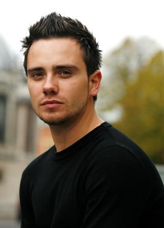 lefanoff's profile picture. Активист в жизни и в интернете. Увлекаюсь рисованием, а также финансами. Фолловлю интересных людей в ответ.