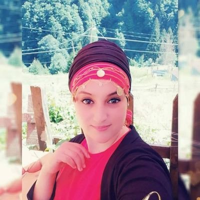dderyaatess's profile picture. özlemek ölmekten iki harf fazla