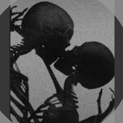 Diecii9Nuriia_'s profile picture. Me suelto más aquí q con mis amigos :')