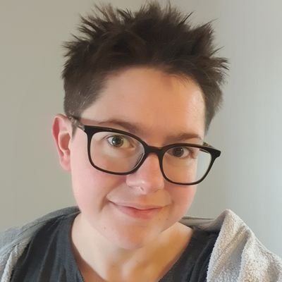 Portfolio Practitioner of the General kind 💙 Mum of 1. 🏳️🌈. Penchant for 🎵, ⚽️,🍕, singing in the car (badly) & randomness. #Actuallyautistic #dyslexic