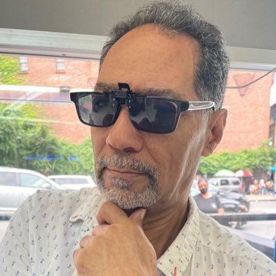 icarius01's profile picture. Periódista, relacionista público, guionista de radio,escritor, músico, emigrante económico, poeta y ATEO