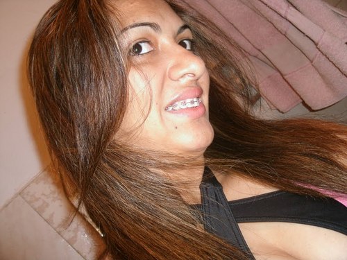 Exatamente igual a um vidro: se me jogar no chão, eu quebro... mas se me pisar, te corto. (Martha Medeiros)