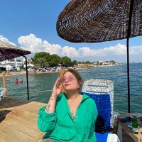 Esra (@hepsinirliolan) Twitter profile photo