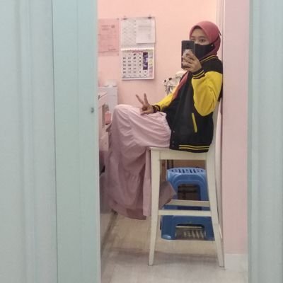 sikecikabah's profile picture. bukan feminist. semua jenis cucur pandai buat 👉🏼👈🏼