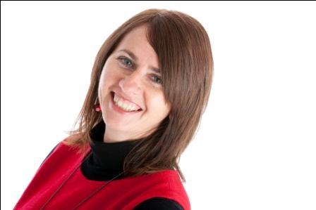 Freelance journalist & copy writer, experienced in PR, marketing, media relations. Former editor of Winchcombe Life mag. Loves animals, esp dogs, nature & cake!