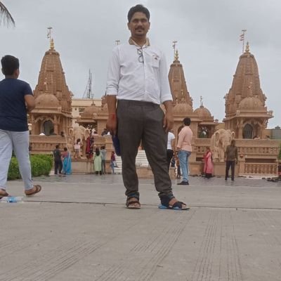 Pritesh90906545's profile picture. peace