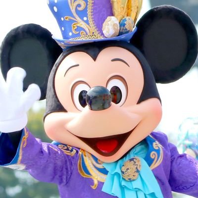 ディズニーの『今』を分かりやすくお届けする情報アカウント🎠   
皆さんの情報提供などを元にして簡潔にまとめます！
再販チェック⭐フードMAP⭐グッズカレンダー⭐情報盛り沢山⭐   
質問/依頼お気軽にDM📩   
RT🎀引用🎀無言フォロー🎀リプ大歓迎🎀   
誤報/誤脱字ご指摘ください🙇‍♀