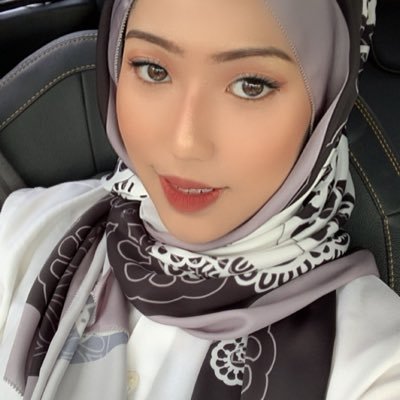 cimomoshi's profile picture. Pantophobia