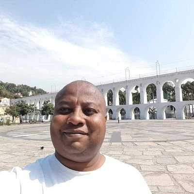 Rubro negro. O Curitibano mais carioca que conheço.