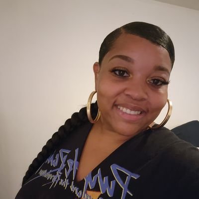 PrettyDommie_90 Profile Picture