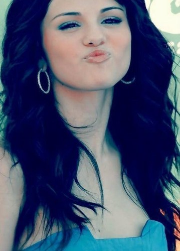 Lover @selenagomez 3 | - My family | - #Selenator and #Belieber , Love | -  Cupcake :x