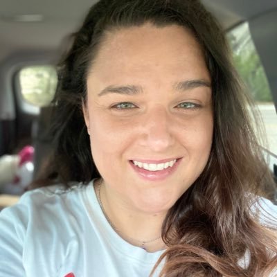 mom💗 ~ doggie owner🐶 ~ educator👩🎓~ LGBTQ+ ally🌈
book lover📚 ~ positivity enthusiast🤗