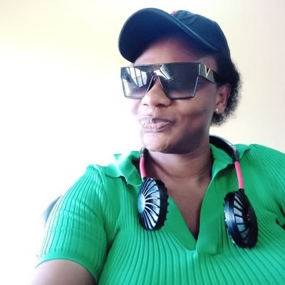 Queeniva16's profile picture. Lawyerpreneur. 
CEO of Gorgeous Apparels & Health.
God fearing, down to earth & corrosively pretty.😋😘