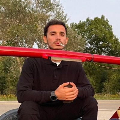 pickaroshi's profile picture. 