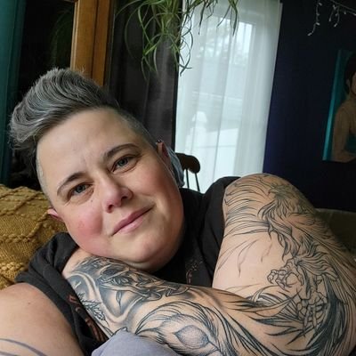 Nonbinary lesbian gardener that helps build communities at work and beyond.