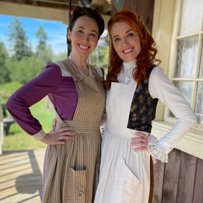 Account celebrating Molly @JoNewmarch & Florence @loretta_walsh from #WCTH; run by #TeamFloMo supporters @DesireeDeeAnne & @Nicole5Wheeler