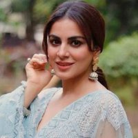 SHRADDHA ARYA QUEEN 👑😍(@Shraddhaarya_Q) 's Twitter Profile Photo