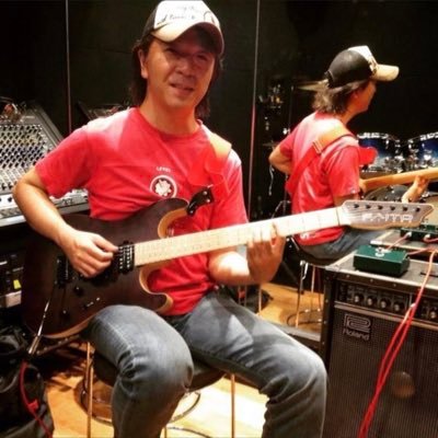 Guitarlist/Chapman Stick/Guitar Instructor/Jordan Rudess Official Japanese Website Webmaster and father of Pomeranian