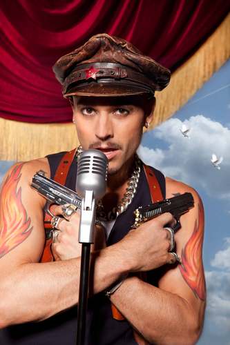 StilettoRoma's profile picture. Part showman. Part shogun. All Italian.