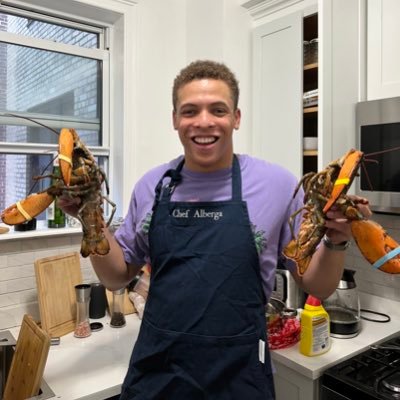 AlbergaCC's profile picture. tech, politics, markets, memes, & 🇯🇲