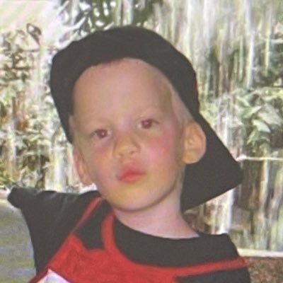 macullysulkin's profile picture. | he/they | a hater through and through |